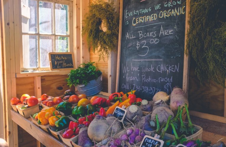 Nutrition and Mental Health: Avoid Foods that Cause Anxiety in Flowermound