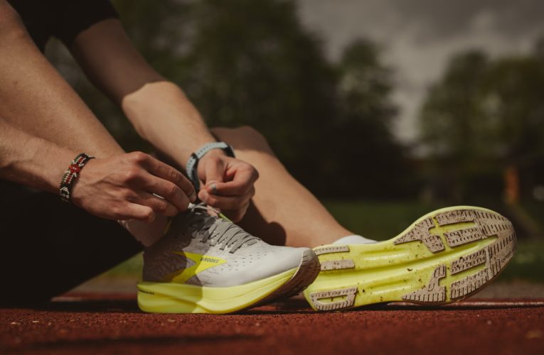 Flowermound: Reduce Pain from Muscle Strain or Injury Faster with Curewave Laser